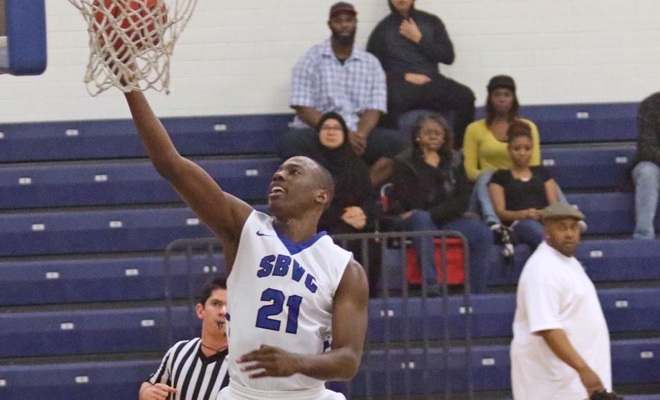 SBVC Men’s Basketball once again uses late run to secure win over Roadrunners, 88-68