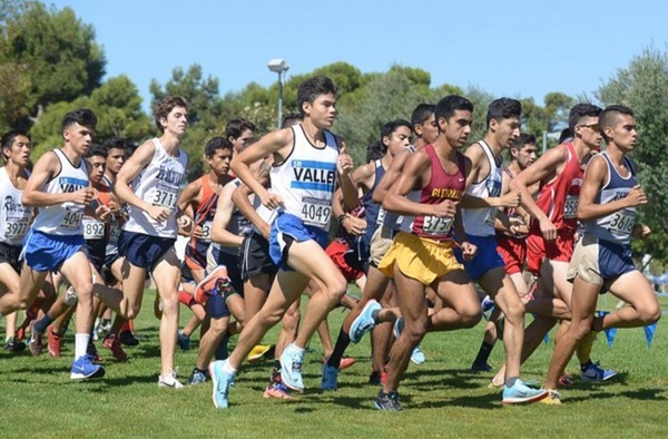 Cross Country Team Post Sixth Place Finish at So Cal Preview
