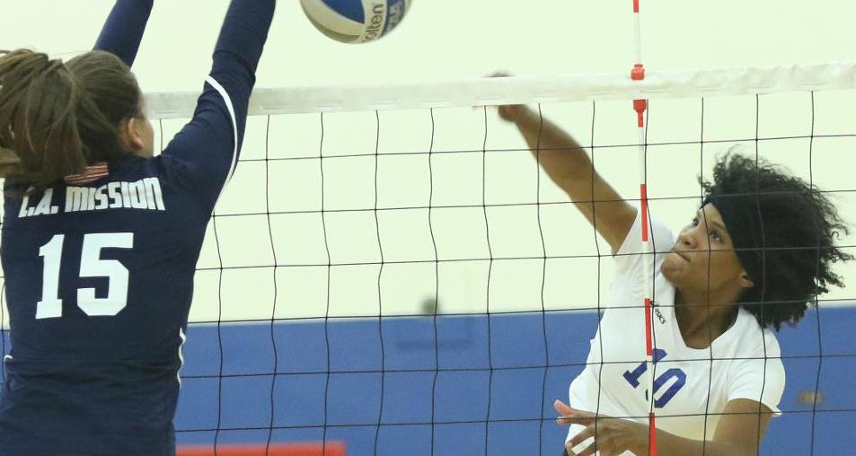 SBVC Women’s Volleyball lost a tough one against L.A. Mission