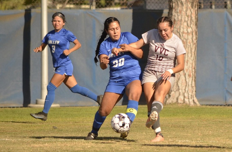 SBVC Opens Conference With Victory